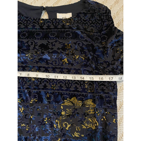 NWT Eci NY Shift Dress Medium Navy & Gold Velvet Flutter Bell Sleeves Boho Dress - Picture 11 of 16
